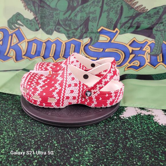 Crocs Classic Holiday Sweater Clog Sz 10M 12W main image 5